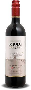 Vamos falar sobre vinho: Um guia completo para entusiastas desse universo 10 MioloSele%C3%A7%C3%A3oCabernetMerlot